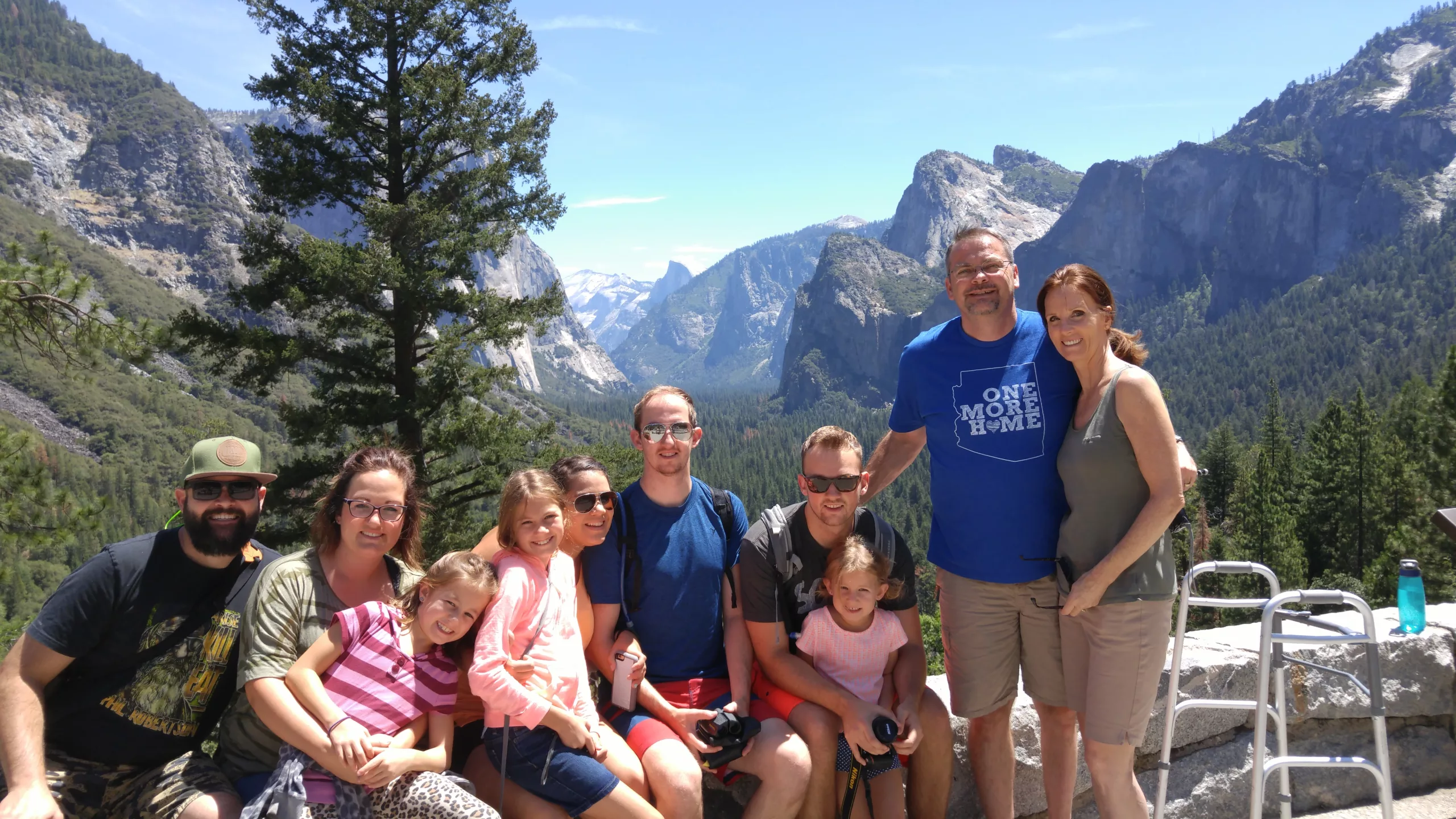 What a beautiful family and a beautiful place, Yosemite NP